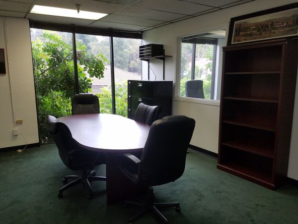 RECEPTION, LARGE PRIVATE OFFICE, LARGE ROOM. FREE MONTH.